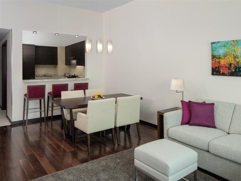 Hyatt Place Dubai Jumeirah Residences Exterior photo