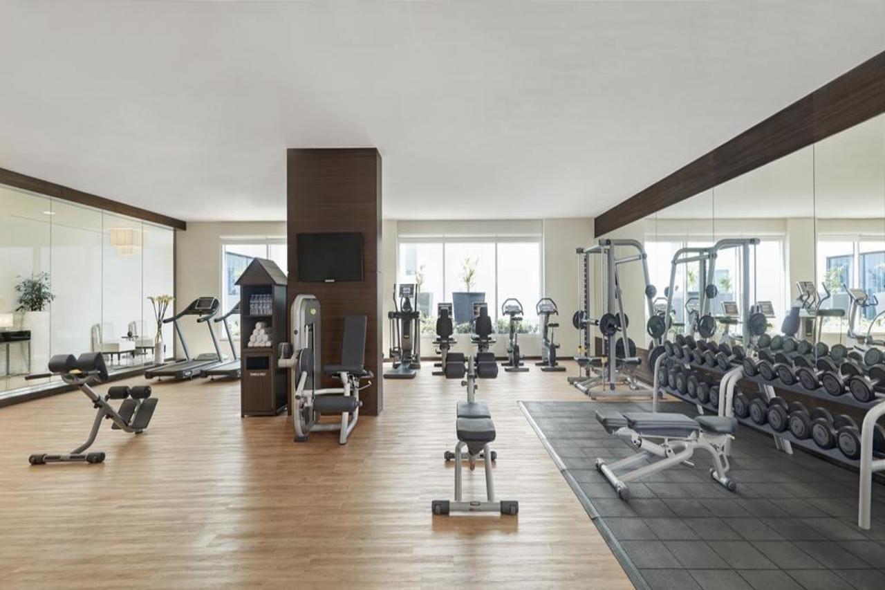 Hyatt Place Dubai Jumeirah Residences Exterior photo